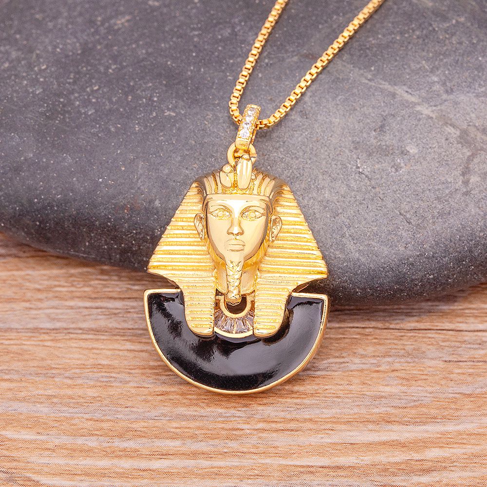 Women Fashion Egypt - Nidin – collier pyramide de cristal