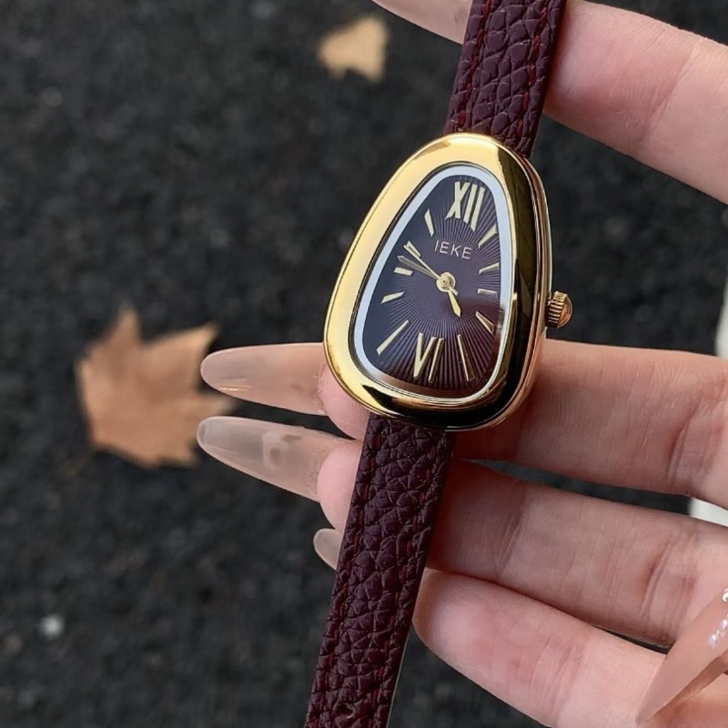 Fashion Women Watches - Montre LEKE Ankola Rouge Vintage Tendance