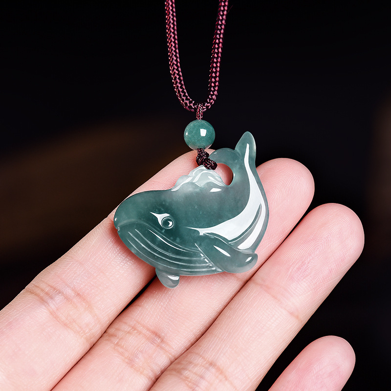 Women'S Fashion Gifts - Collier pendentif baleine en jadéite birmane