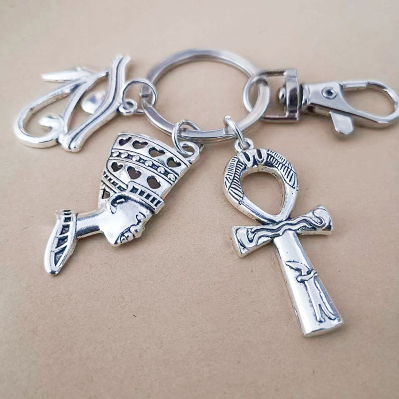 Porte-clés croix d'amulettes E - Women Fashion Egypt avis et prix