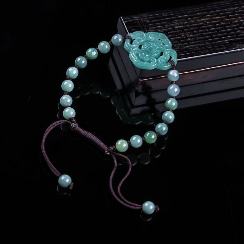 Bracelet en jadéite naturelle  - Women Fashion Designers avis et prix