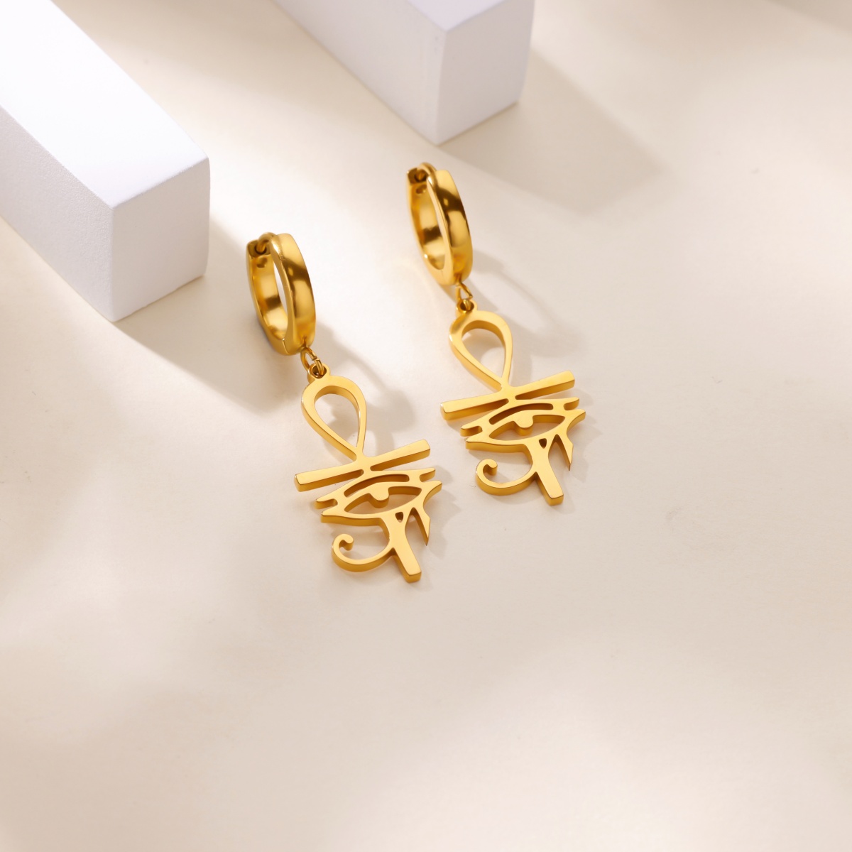 Boucles d'oreilles pendentif o - Women Fashion Egypt avis et prix