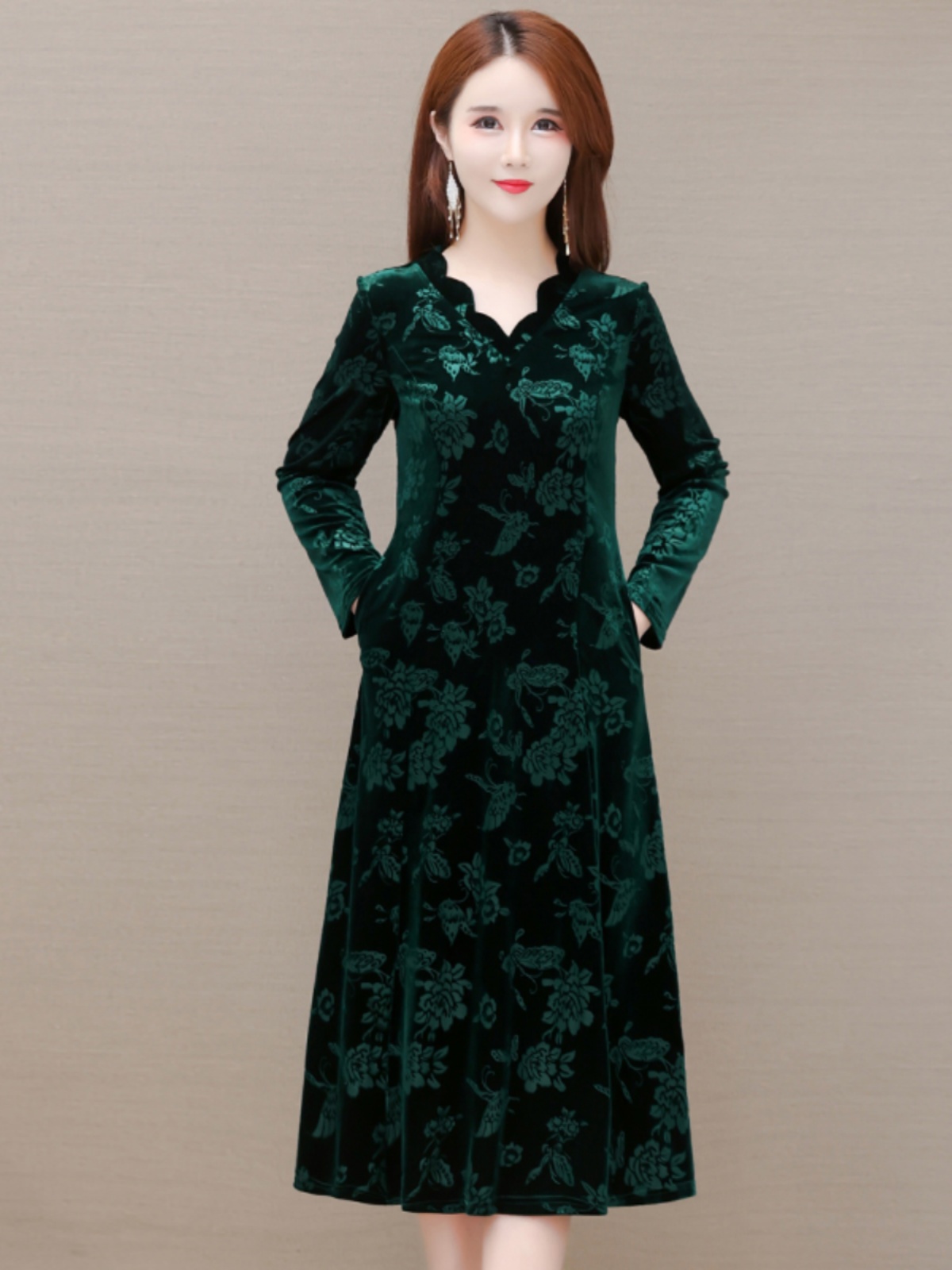 Robe élégante en velours, col  - Women Fashion Over 60 avis et prix